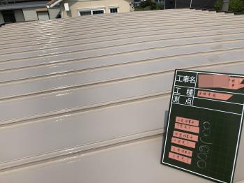 南後様屋根上塗り完了02.jpg